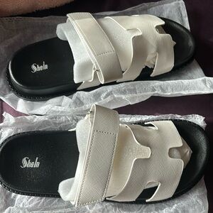 Women's White/Black All-Match Flat Sandals